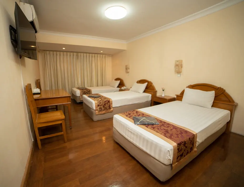 City Golf Resort Hotel