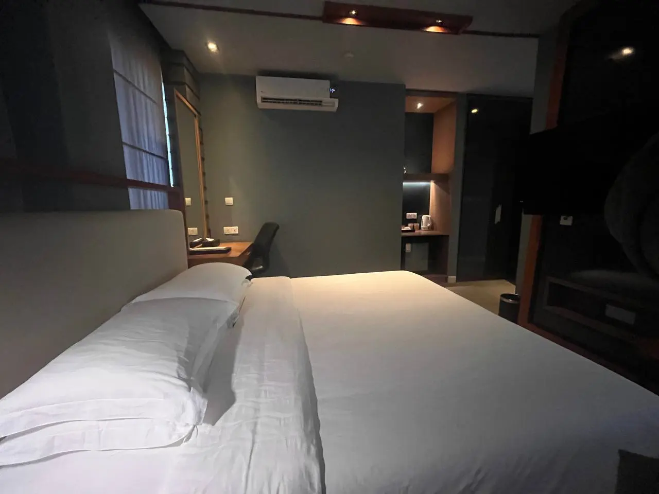 The Link Yangon Boutique Hotel