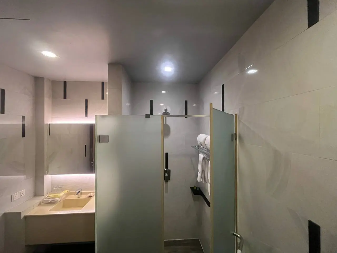 The Link Yangon Boutique Hotel