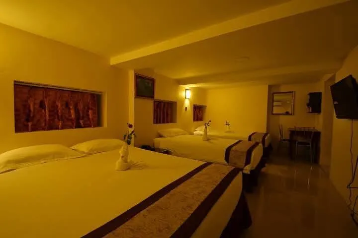 Family Treasure Hotel