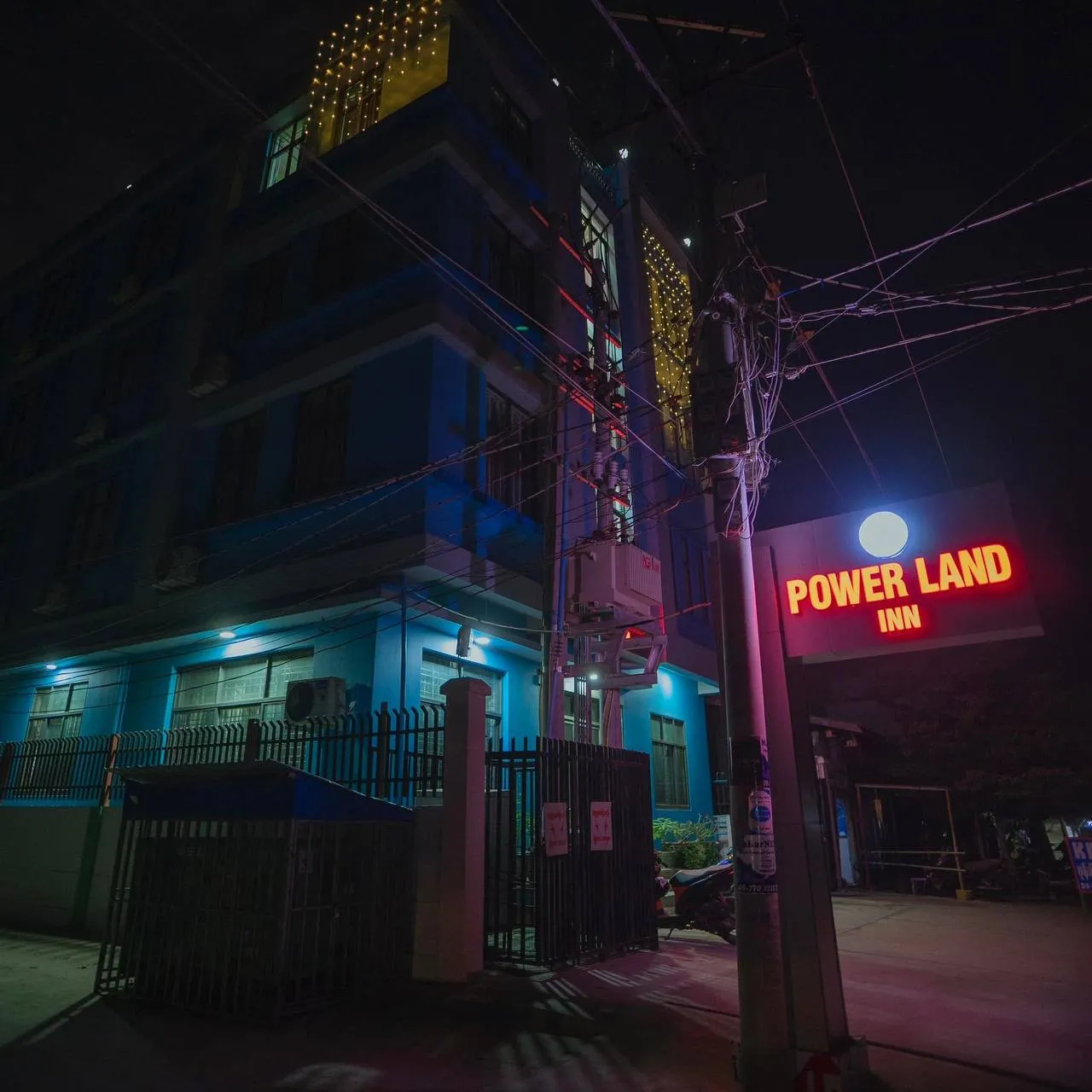 Power Land Inn