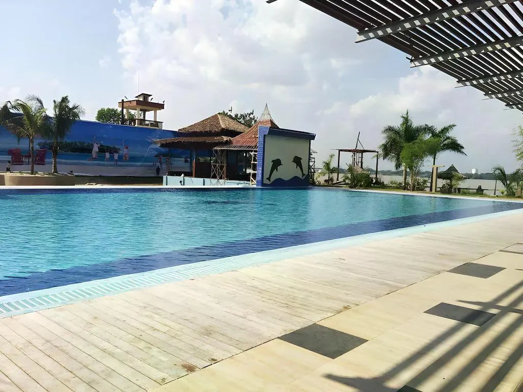 Excel River View Hotel