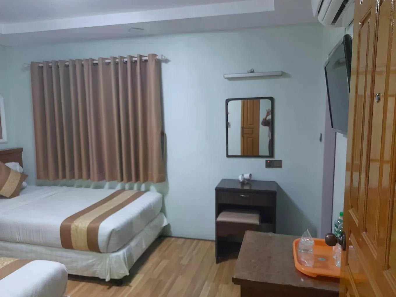 Mandalay Crown Motel