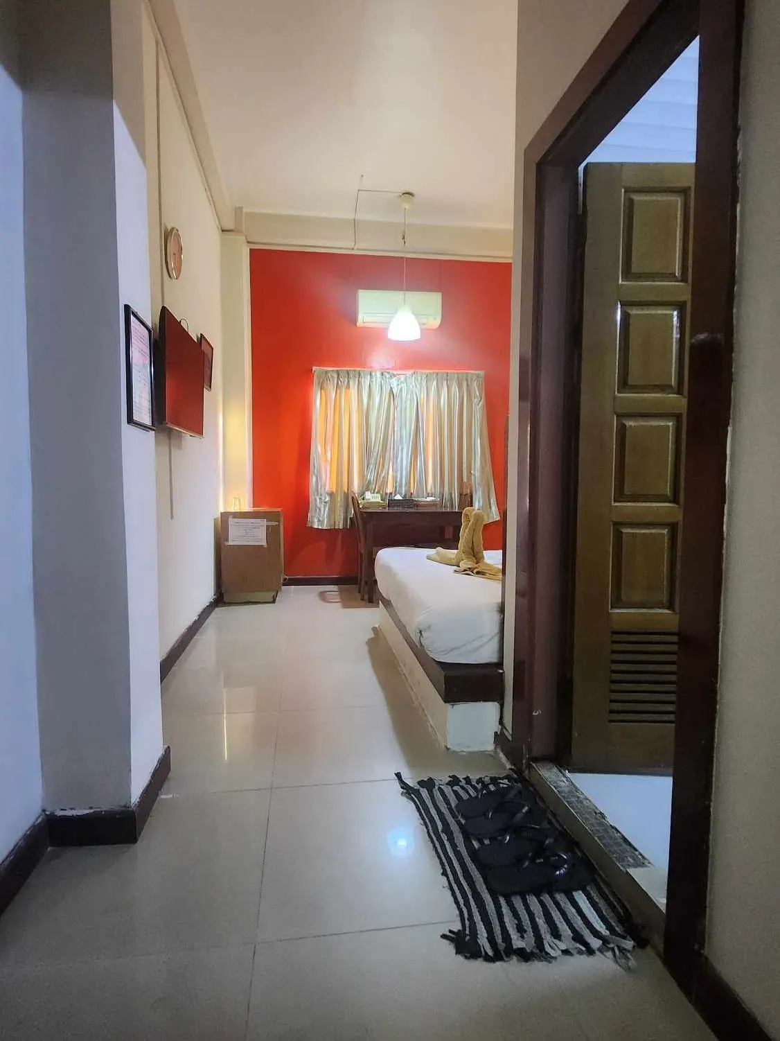 Golden Aye Yeik Mon Hotel