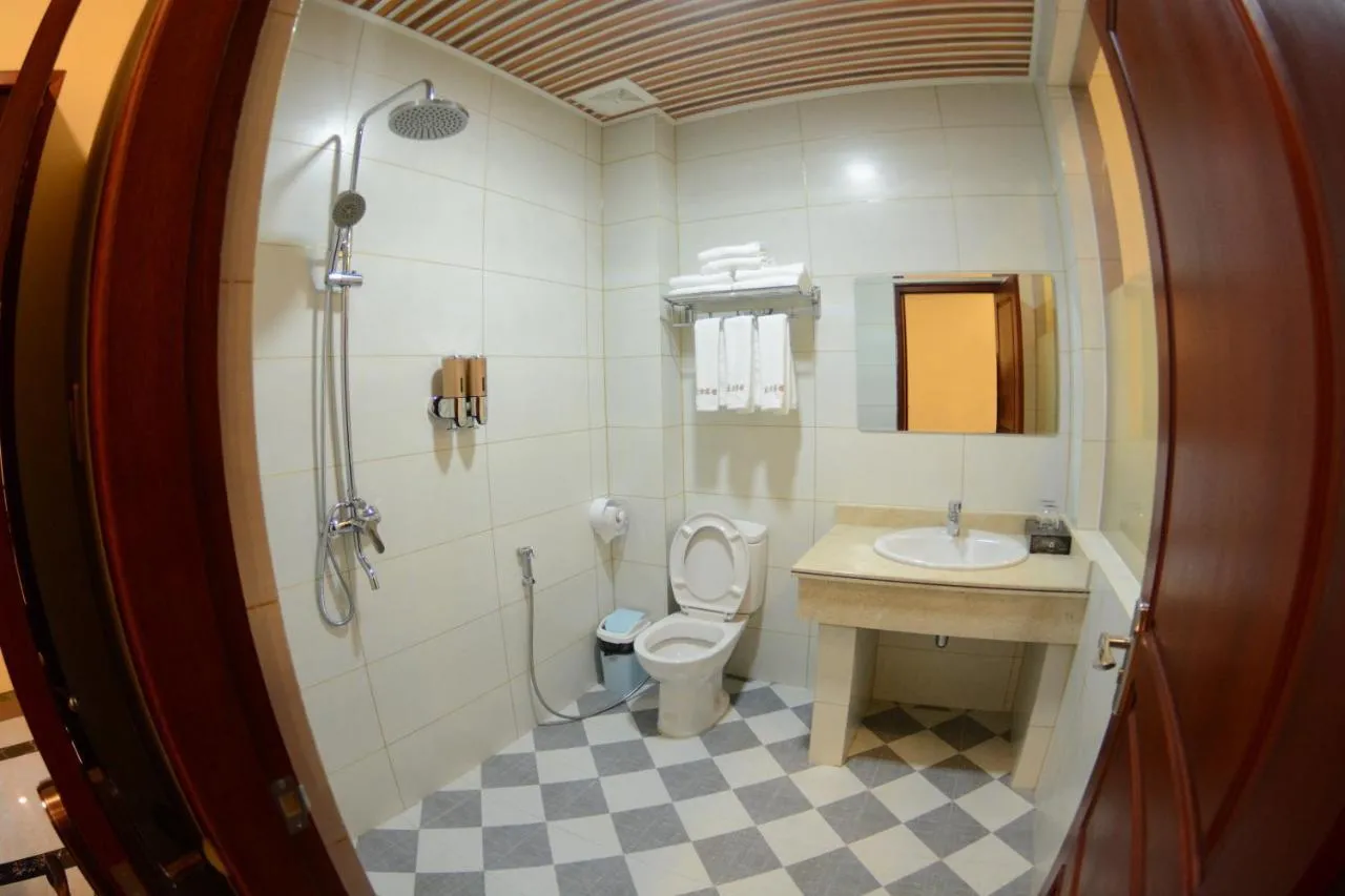 Shwe Hnin Thar Hotel