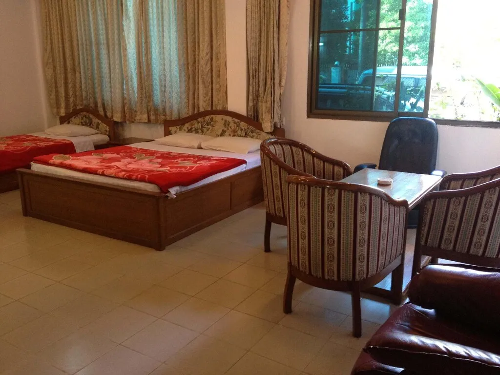 Royal White Elephant Hotel