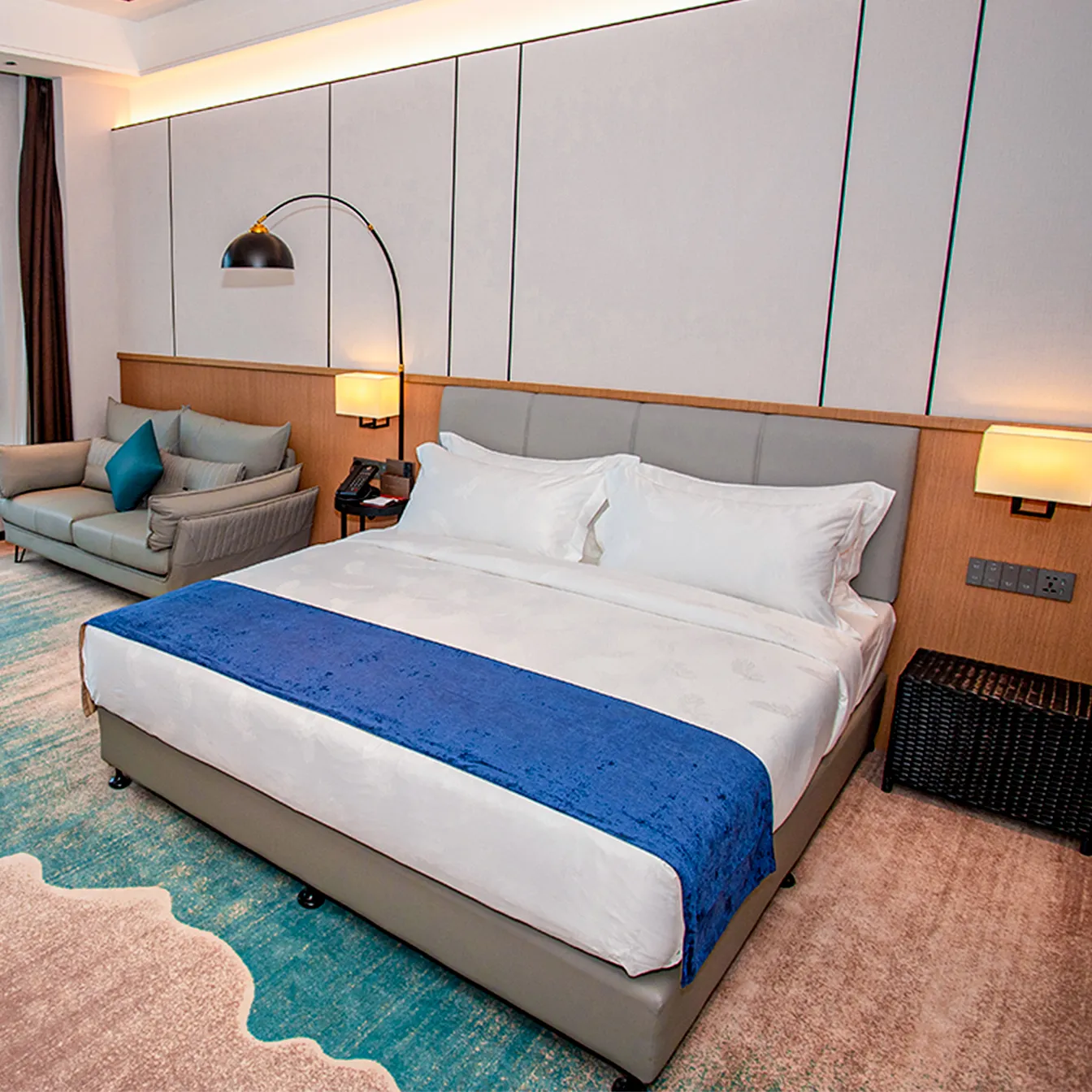 LC International Hotel