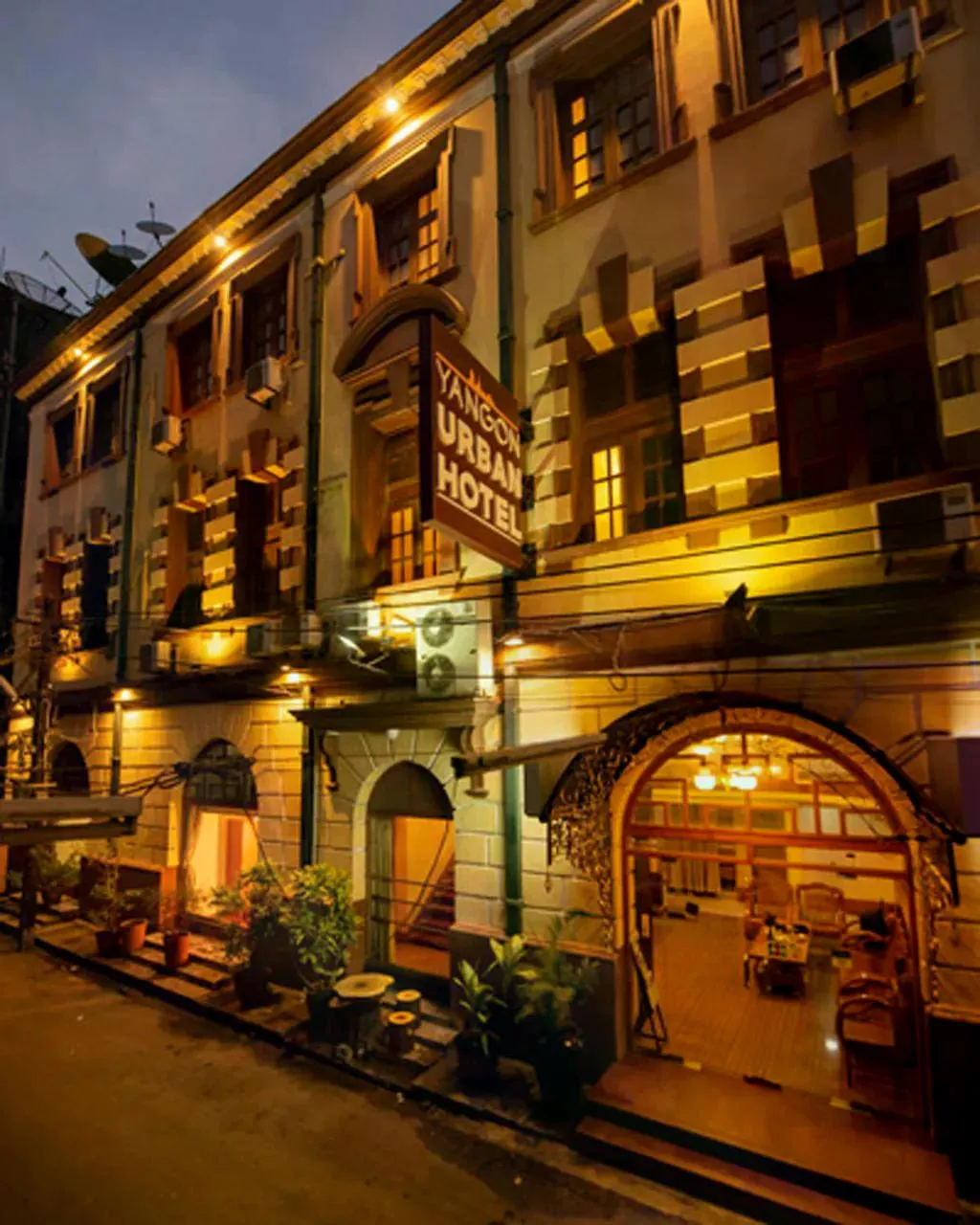 Yangon Urban Hotel