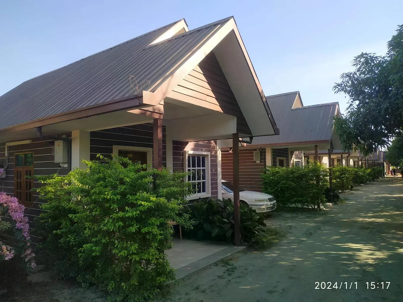 Royal Garden Hotel and Resturant