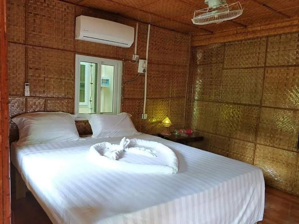 Ngwe Saung Sea Guest House