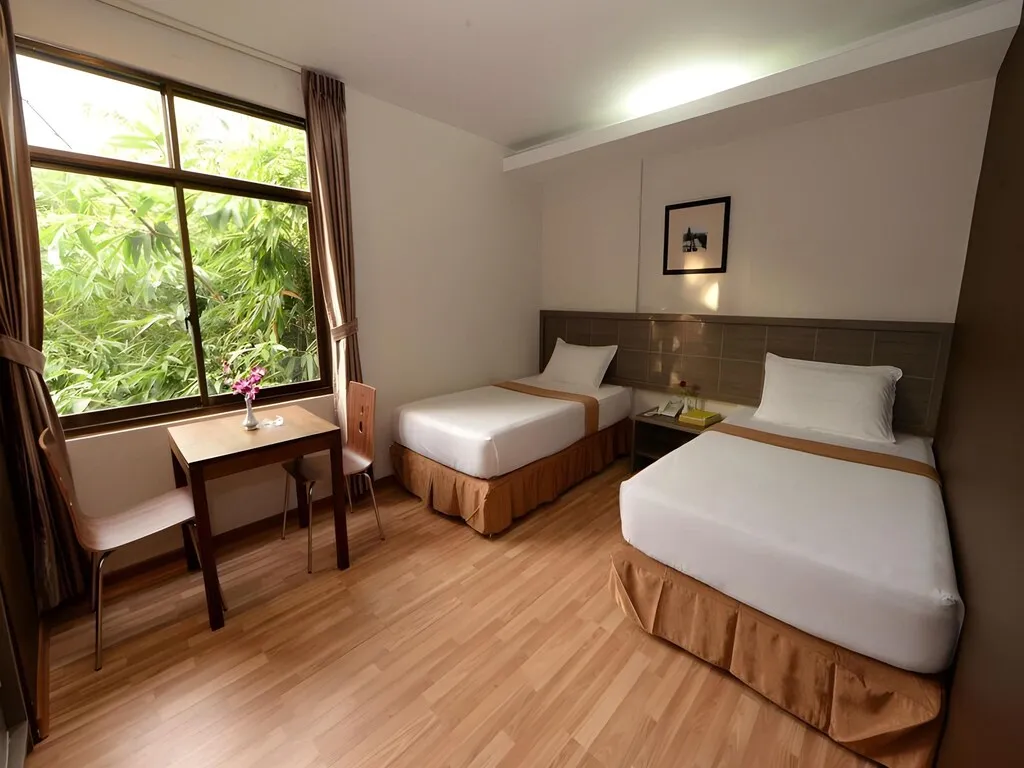 Min Nandar Garden Hotel