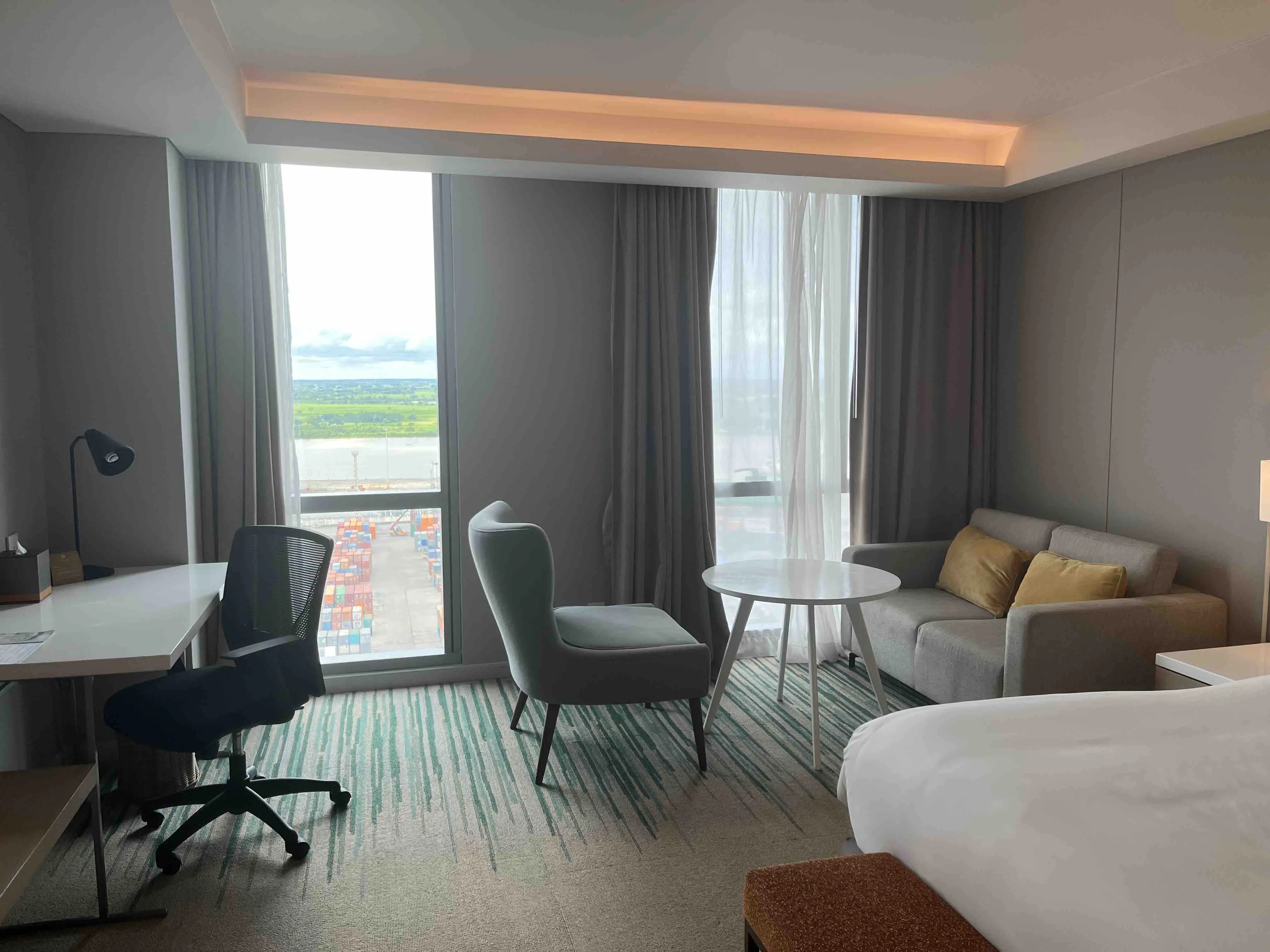 ZEALAX HOTEL & RESIDENCE