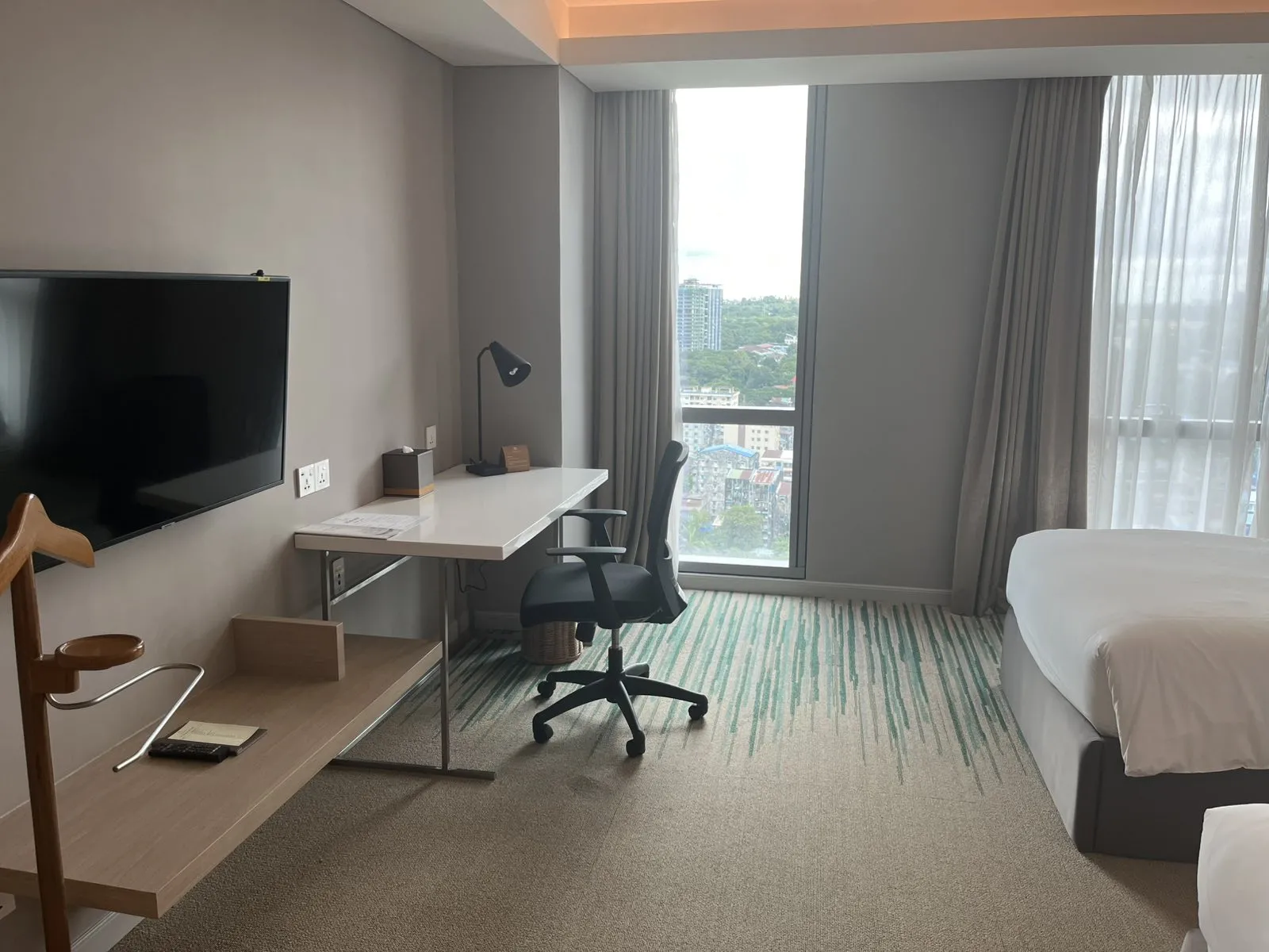 ZEALAX HOTEL & RESIDENCE