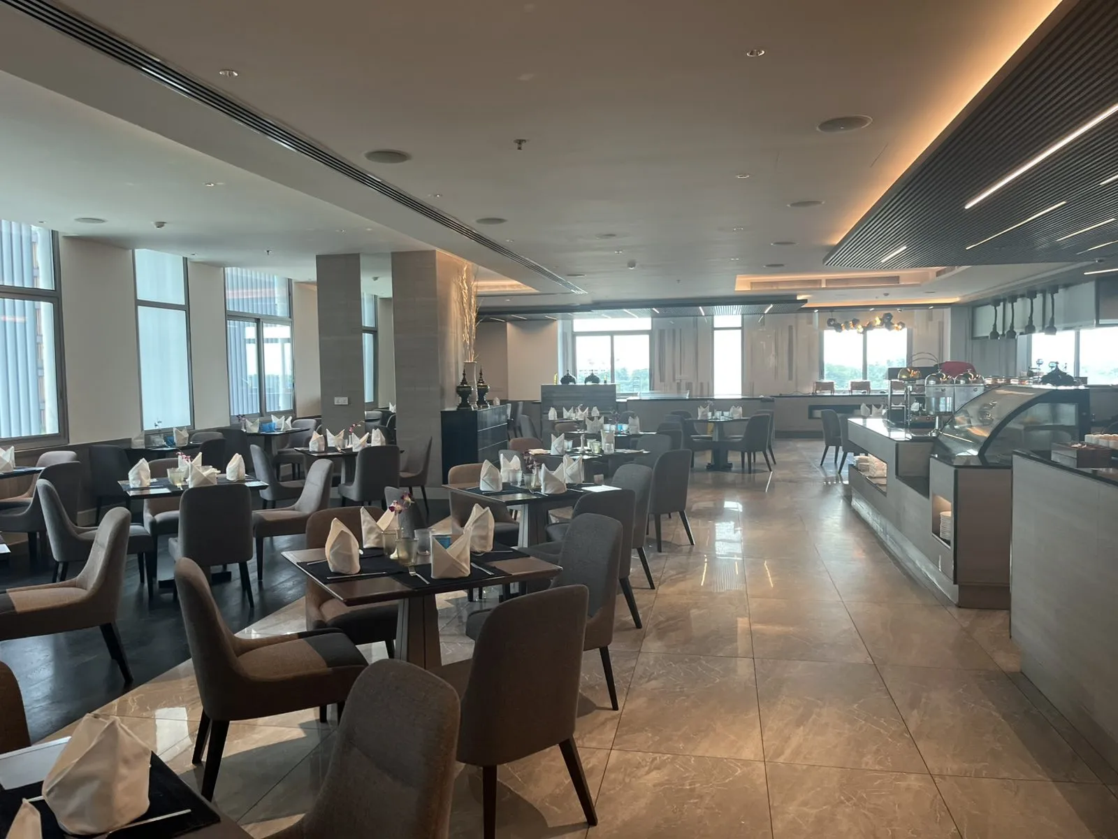 ZEALAX HOTEL & RESIDENCE