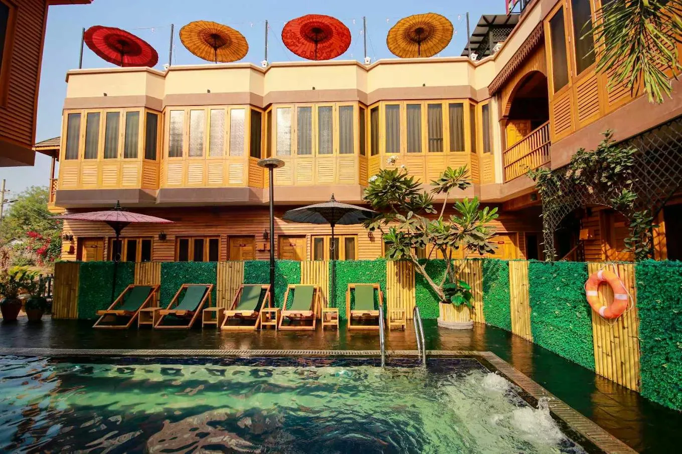 Royal Myint Zuu Bagan Hotel