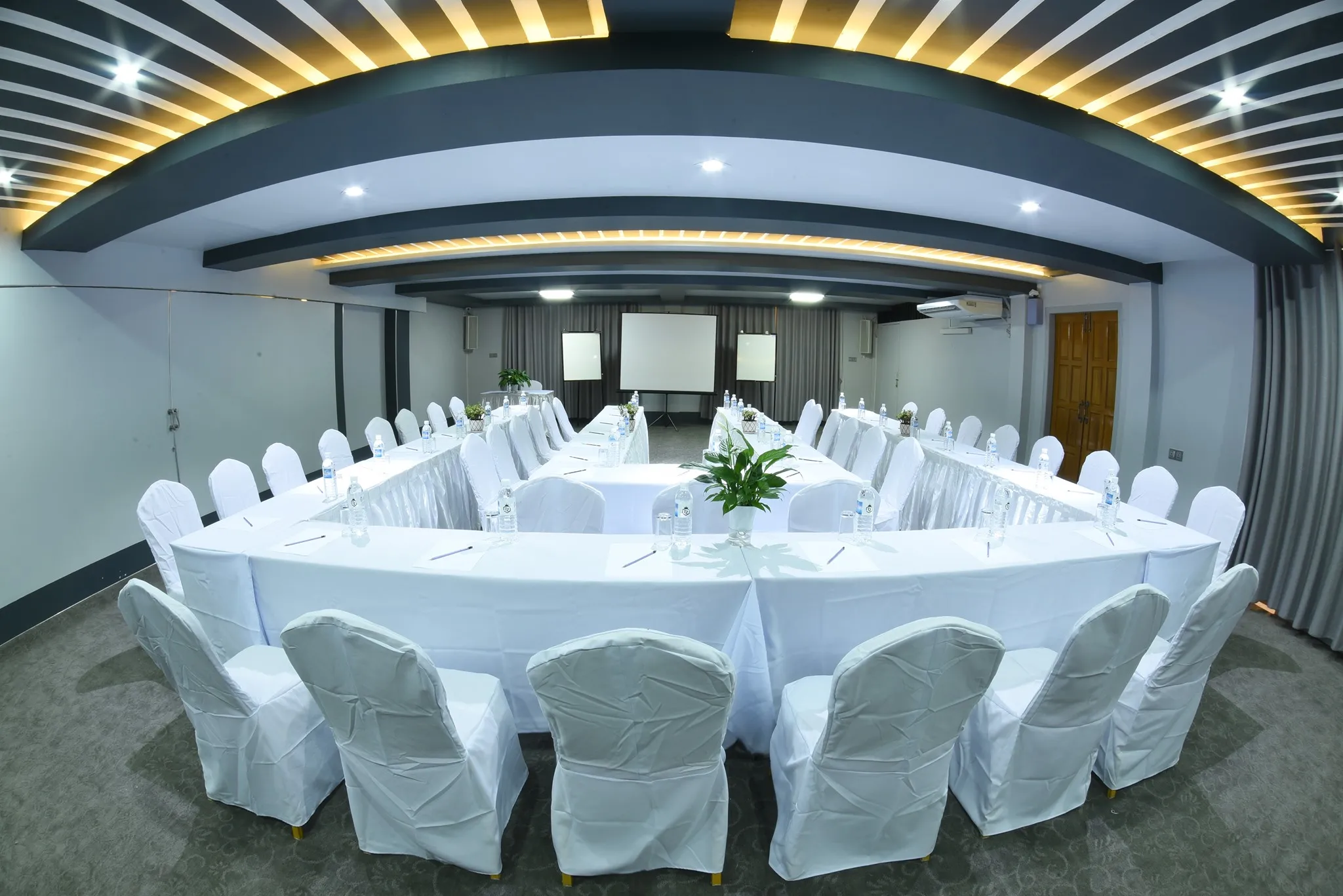 Hotel Kinnari Pyin Oo Lwin