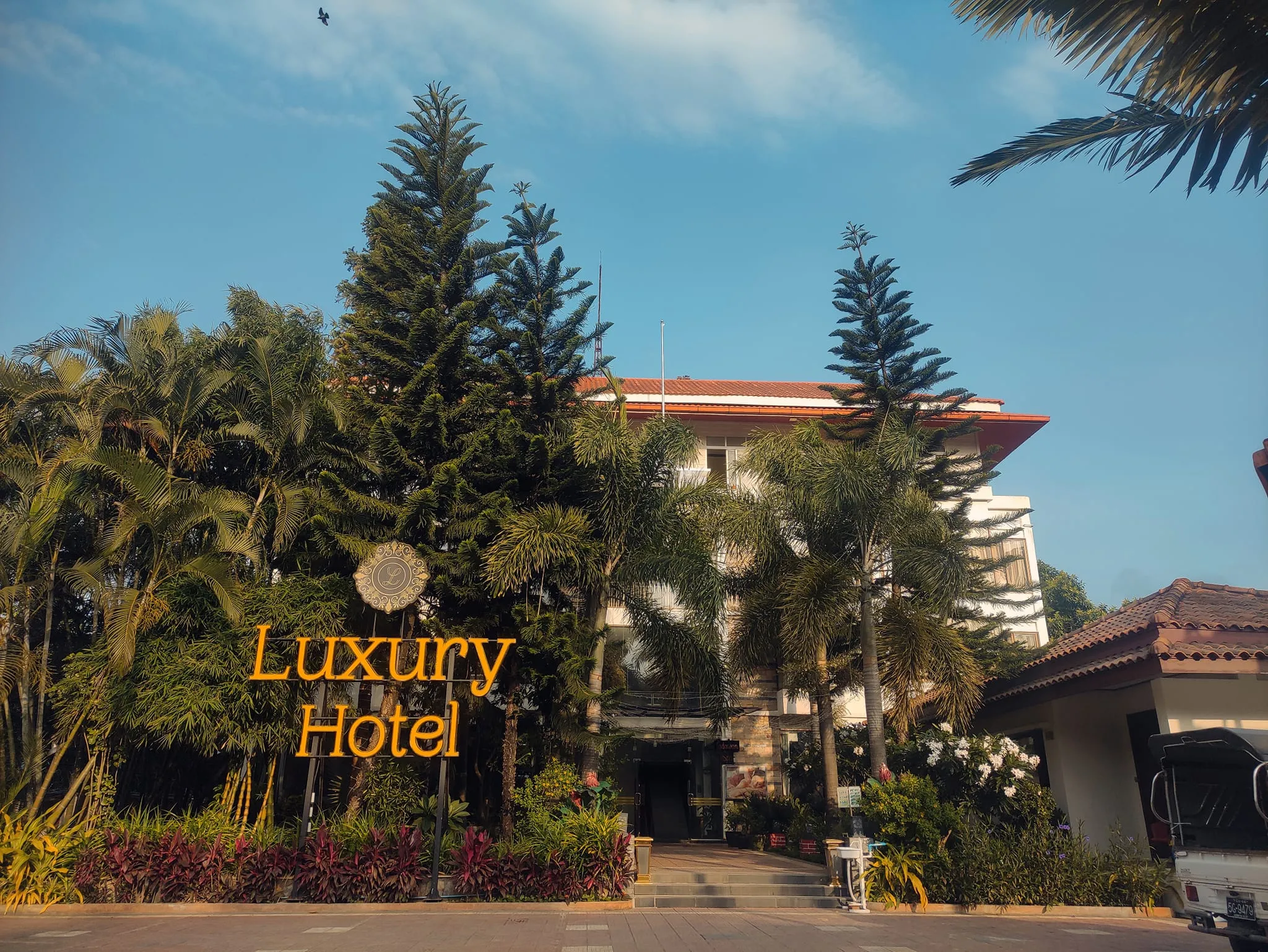Luxury Hotel